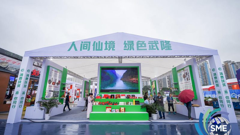 在众多logo设计素材网站中，我们可以将其大致分为以下几类：